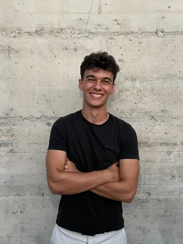 Integrante Toni